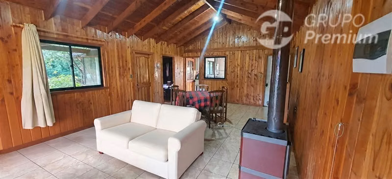 Vendo Exclusiva PARCELA PREMIUM con CASA CASI NUEVA, Gorbea