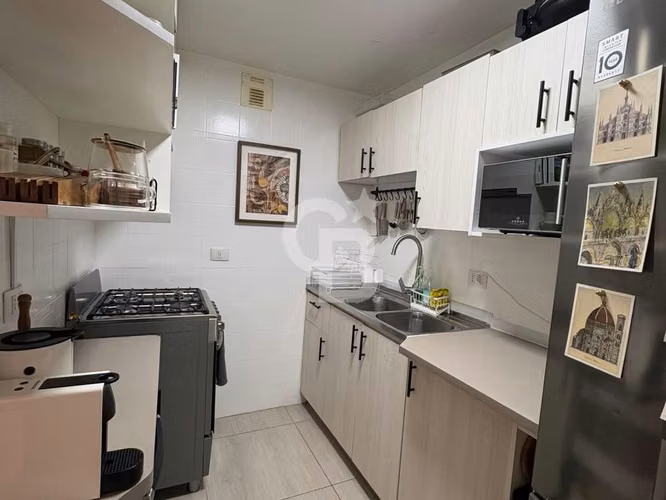 Hermoso Dpto. amoblado 2D2B+1E Metro El Golf - Las Condes