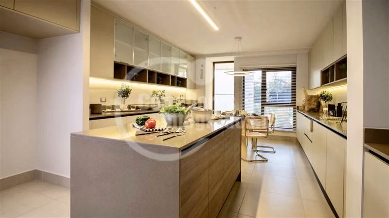 Departamento en venta 4 dorm. Club de Golf Lo Barnechea