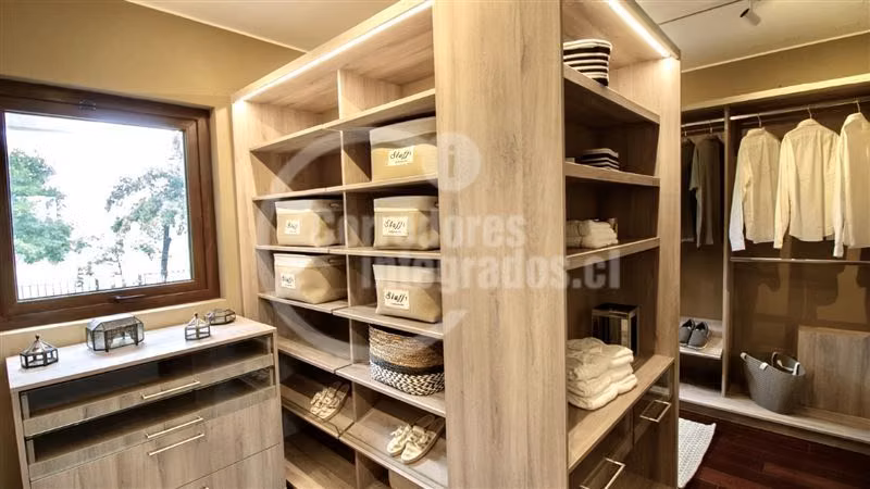Departamento en venta 4 dorm. Club de Golf Lo Barnechea