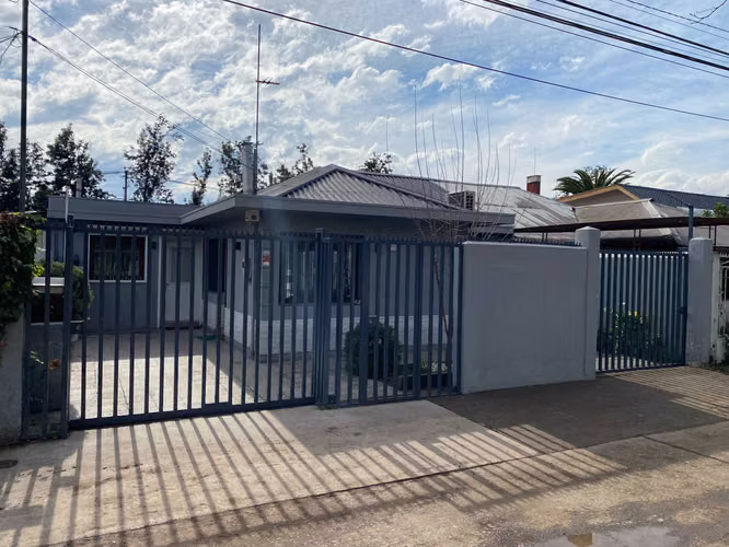 Casa 2D/2B Remodelada en Conchalí con Quincho (177281)
