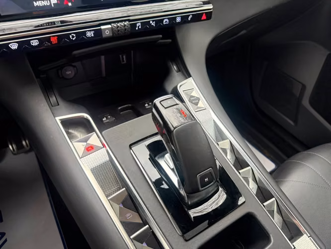 DS AUTOMOBILES DS 7 1.6 RIVOLI 4X2 225HP AT 5P 2020