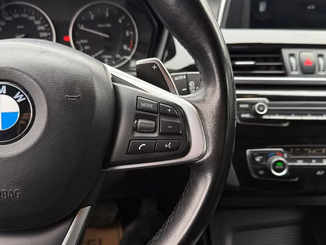 BMW X1  2018