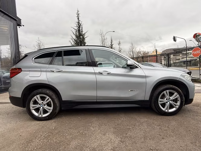 BMW X1  2018