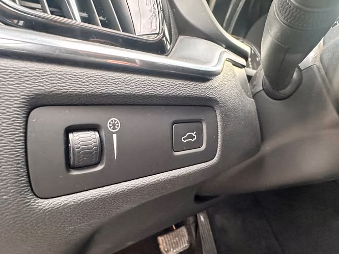 VOLVO XC60 II T5 4X4 2.0 TURBO   2019