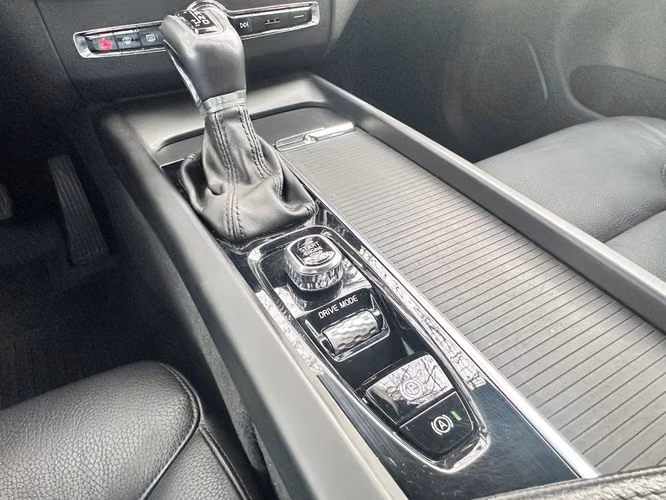 VOLVO XC60 II T5 4X4 2.0 TURBO   2019
