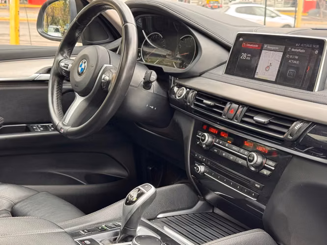 BMW X6 XDRIVE 35I 3.0 AT 2019