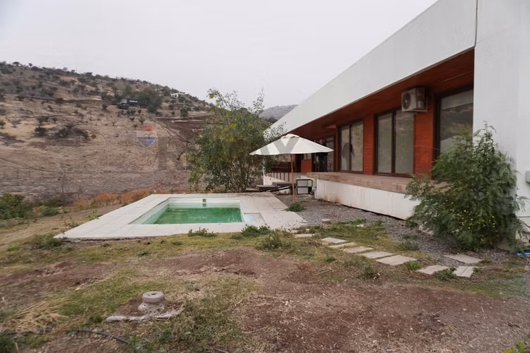 C. hacienda chacabuco casa en parcela 3 dorm.