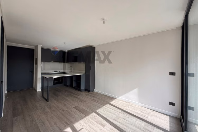 Arriendo 1d+1b con estac. y bodega santiago