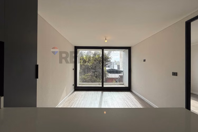 Arriendo 1d+1b con estac. y bodega santiago