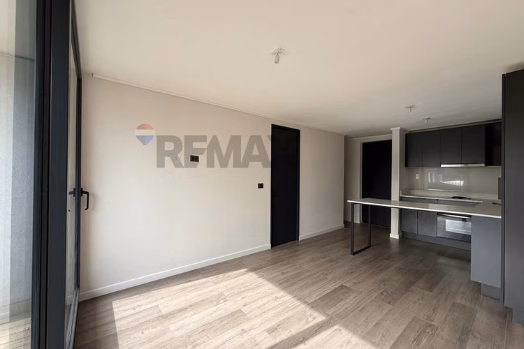 Arriendo 1d+1b con estac. y bodega santiago