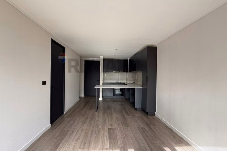 Arriendo 1d+1b con estac. y bodega santiago