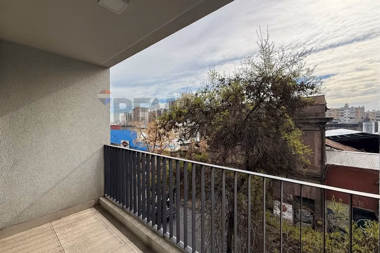 Arriendo 1d+1b con estac. y bodega santiago