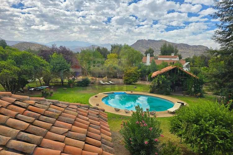 Exclusiva casa en las campiñas de chicureo - Imagen 28