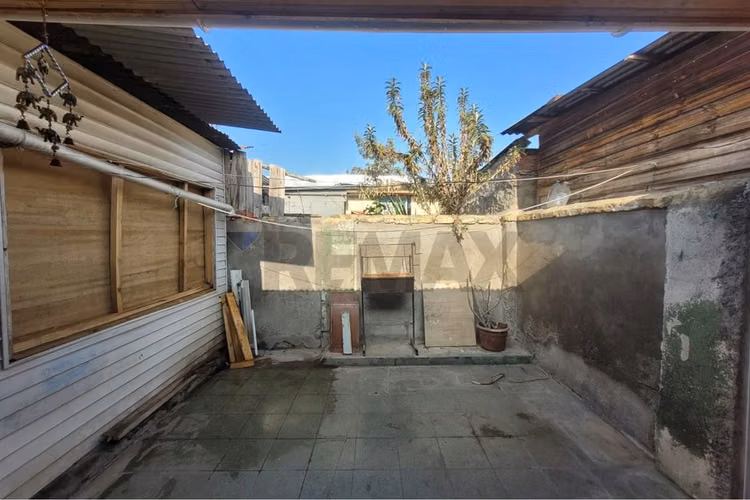 Casa en venta 4 dormitorios 1 baño