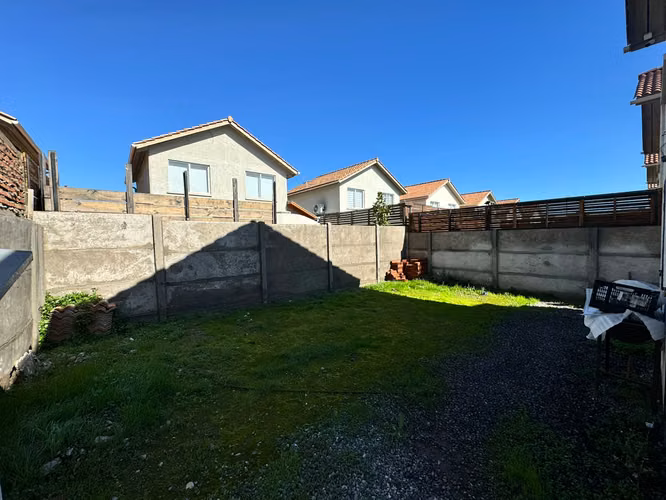 CASA EN ARRIENDO BOSQUE ALTO MAIPÚ  3D - 3B  ESTAC 3 AUTO