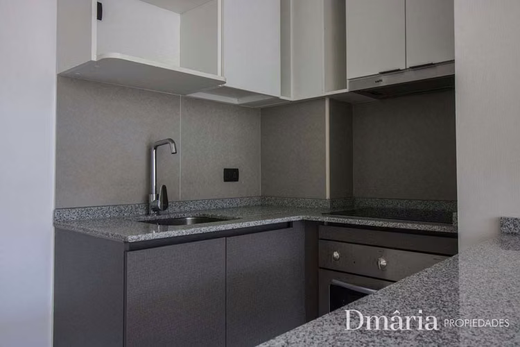 VENTA  2 HABITACIONES 1 BAÑO TERRAZA