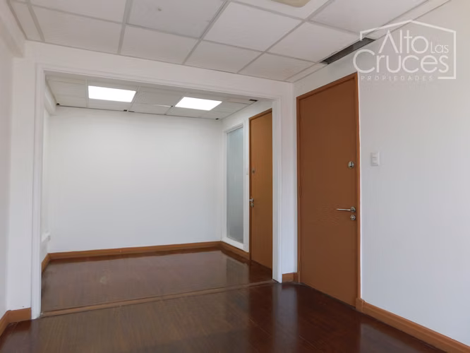 Oficina en Arriendo en Edificio Plaza Talca - 1 Sur Talca