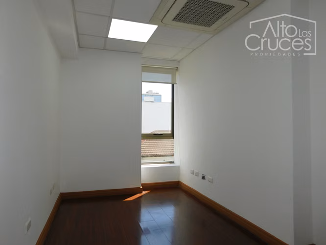 Oficina en Arriendo en Edificio Plaza Talca - 1 Sur Talca