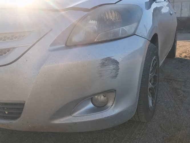 Toyota Yaris 2012 full