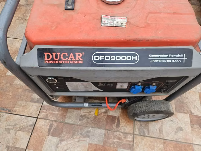 Se vende generador - Imagen 2
