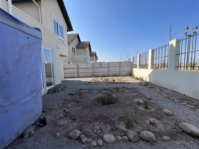 Casa en venta de 3 dorm. 3 baños 1 estar en Padre Hurtado - Imagen 28
