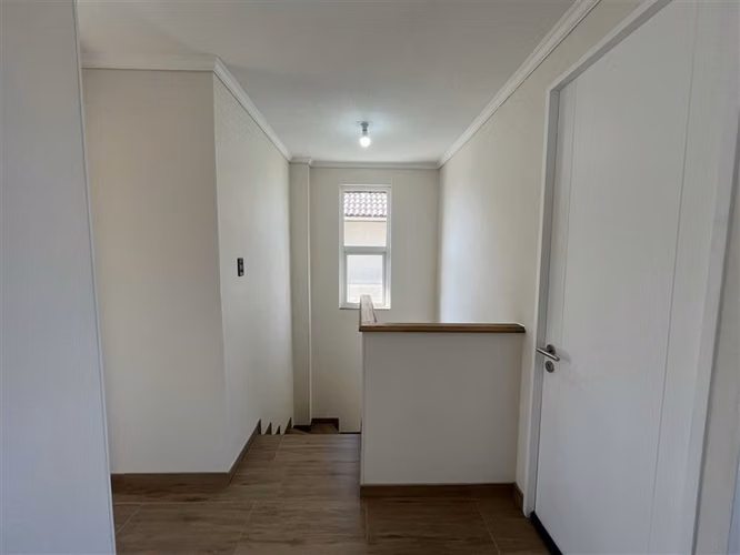 Casa en venta de 3 dorm. 3 baños 1 estar en Padre Hurtado - Imagen 14