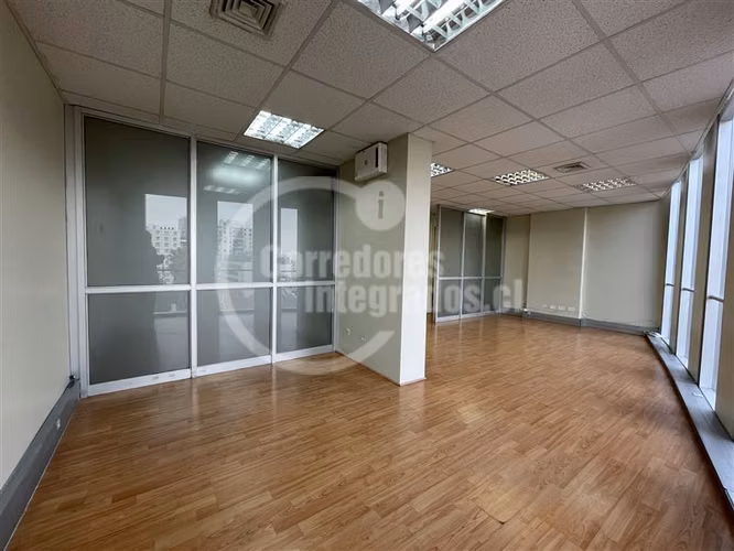 Oficina en arriendo en Providencia