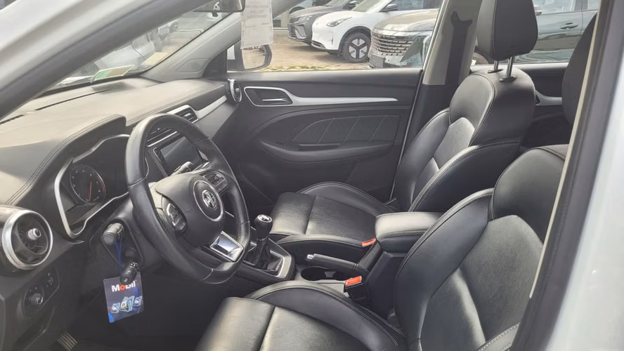 MG HS DLX 1.5 FULL AUT. 1.5 • 4x2 • Automática • 2023 - Imagen 12