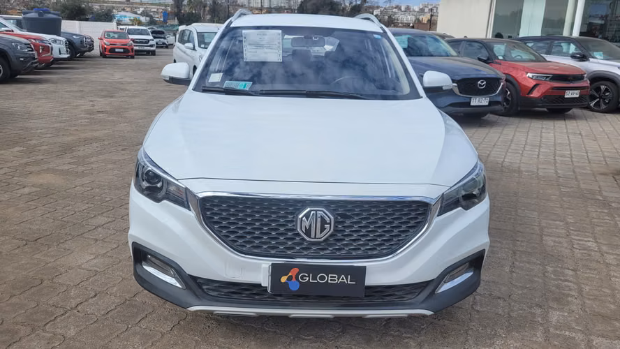 MG HS DLX 1.5 FULL AUT. 1.5 • 4x2 • Automática • 2023 - Imagen 2