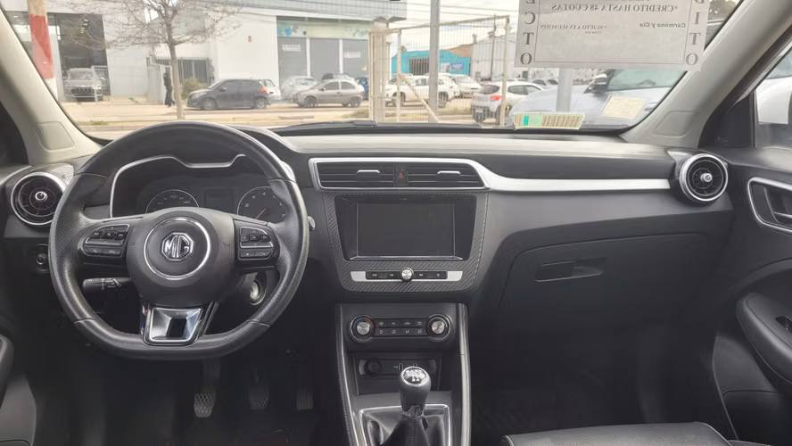 MG HS DLX 1.5 FULL AUT. 1.5 • 4x2 • Automática • 2023 - Imagen 4