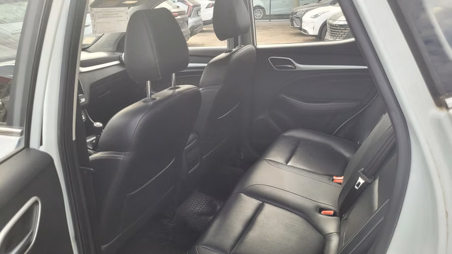 MG HS DLX 1.5 FULL AUT. 1.5 • 4x2 • Automática • 2023 - Imagen 15