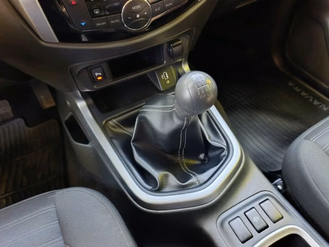NISSAN NAVARA DC XE 2.3D MT - 2023 | 2740