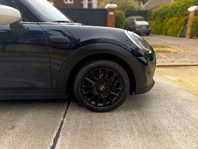 MINI COOPER ESSENTIAL - 2023 | 2746