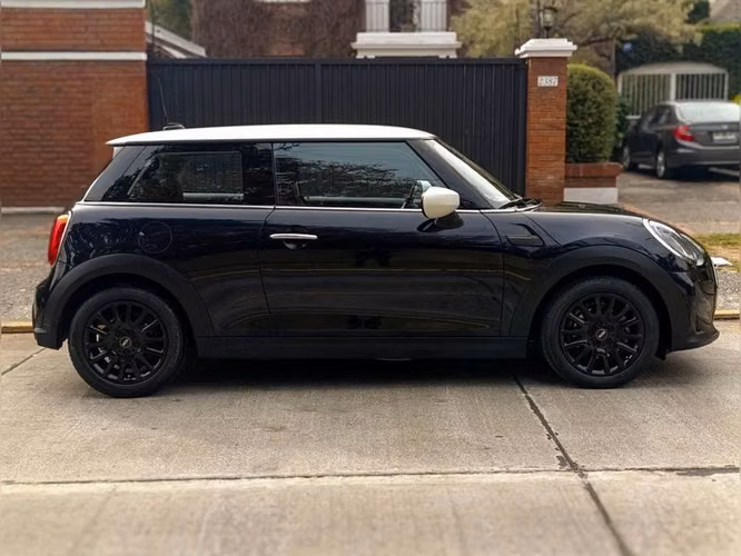 MINI COOPER ESSENTIAL - 2023 | 2746