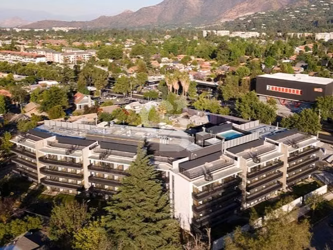 Edificio boutique con piscina panorámica