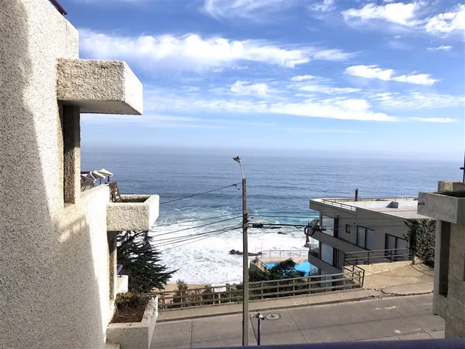 Departamento en venta de 1 dorm. en El Encanto, Reñaca.