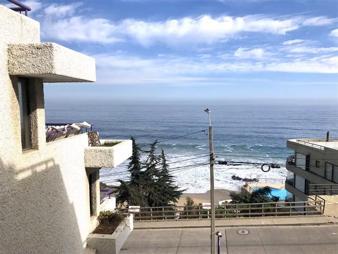 Departamento en venta de 1 dorm. en El Encanto, Reñaca.