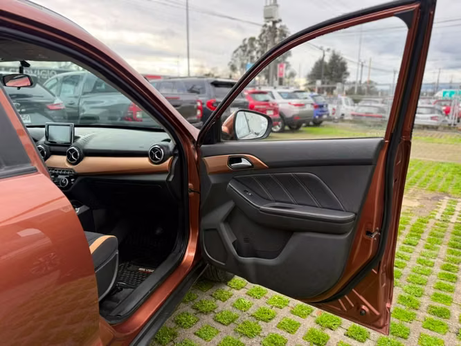 Baic X35 1.5 ELITE 4X2 5MT 5P 2019 - Imagen 19