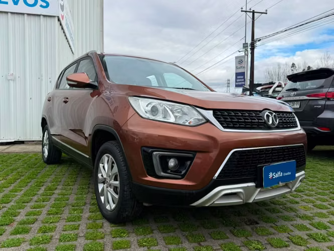 Baic X35 1.5 ELITE 4X2 5MT 5P 2019 - Imagen 3
