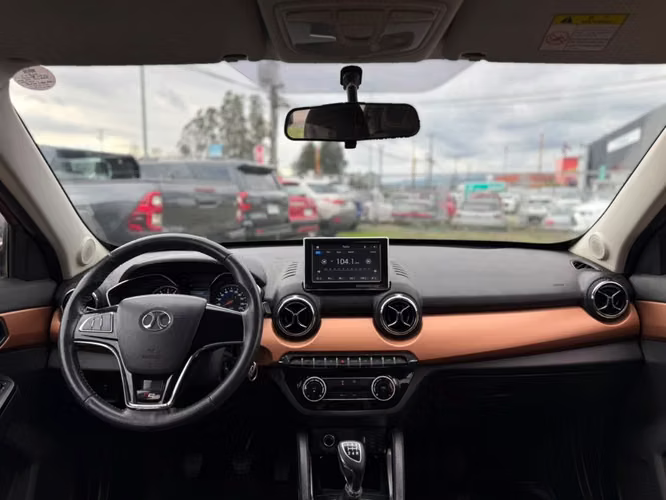 Baic X35 1.5 ELITE 4X2 5MT 5P 2019 - Imagen 11