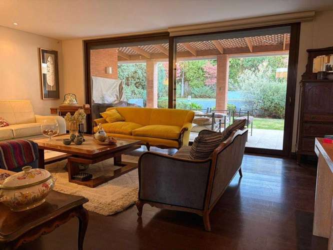 Casa Familiar en Entorno Tranquilo y Seguro (177310)