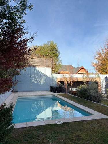 Casa Familiar en Entorno Tranquilo y Seguro (177310)