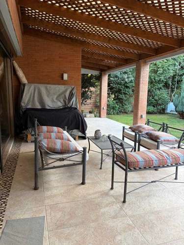 Casa Familiar en Entorno Tranquilo y Seguro (177310)