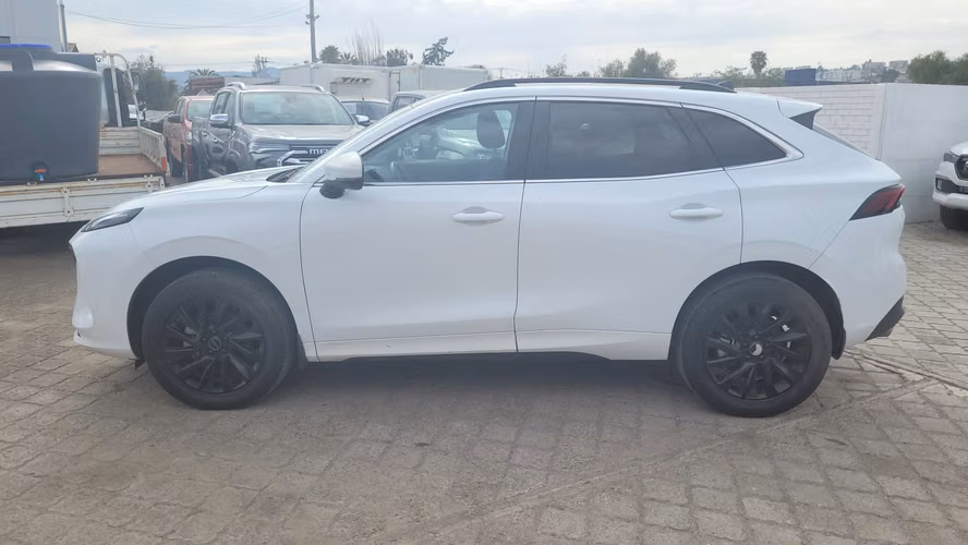 DFM T5 EVO 4X2 1.5 FULL AUT. 1.5 • 4x2 • Automática • 2023