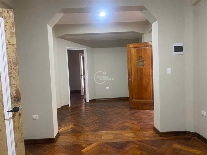 Depa u oficina venta impecable 2 d 2 b Baquedano PPW