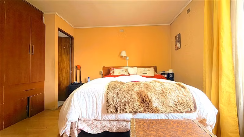 Casa en venta de 6 dorm. en Ñuñoa