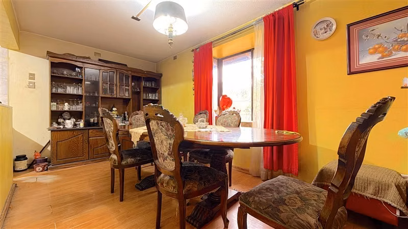 Casa en venta de 6 dorm. en Ñuñoa