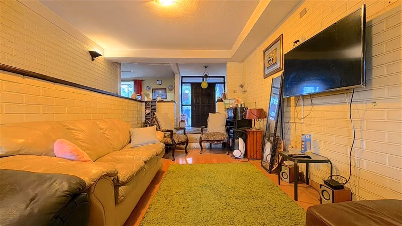 Casa en venta de 6 dorm. en Ñuñoa