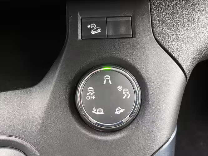 PEUGEOT RIFTER 1.5 HDI  8AT ALLURE AÑO 2023